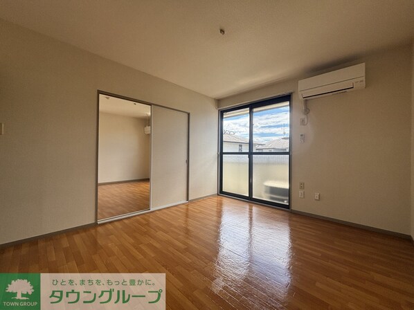 ロイヤル・スクエア Aの物件内観写真